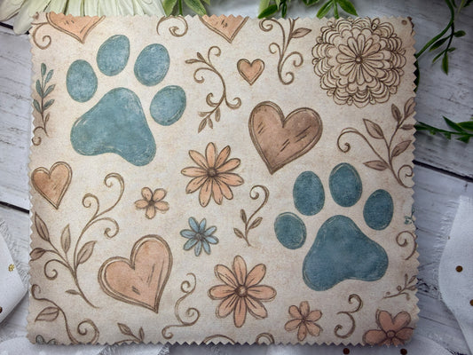 Beige Paw Eye Glass/Lens Cleaner
